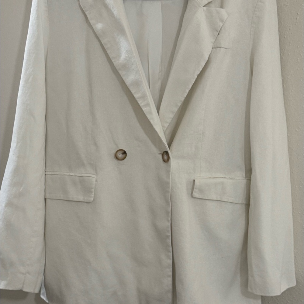 Halston Heritage Double-Breasted Cream Blazer